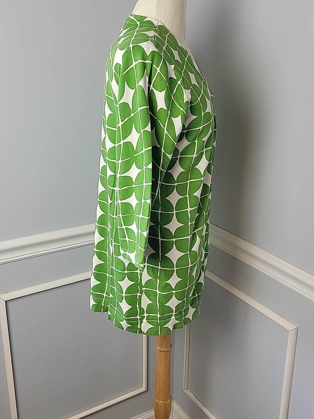 ISAAC MIZRAHI LIVE Green White Retro Abstract Print V-Neck Cardigan Sweater M - Picture 4 of 7